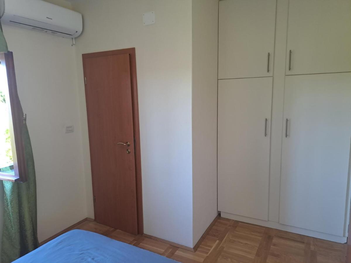Rooms Goris Luaran gambar