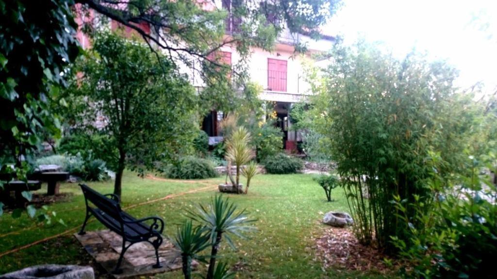 Rooms Goris Luaran gambar